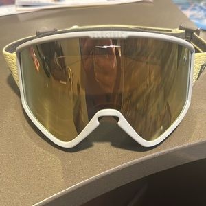 Electric Kleveland S snow goggles like new!